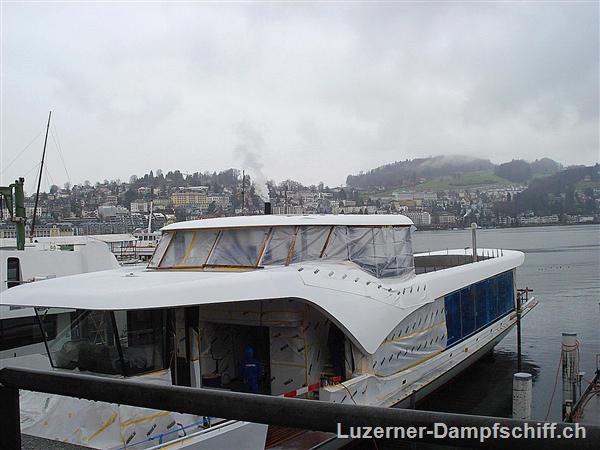 Jungfernfahrt der neuen Panorama-Yacht
